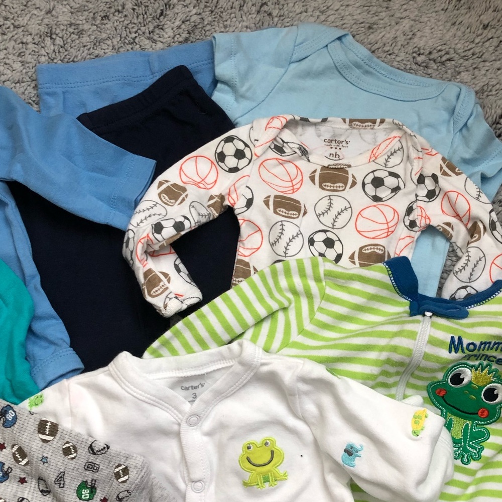 NB, 3 month and 3-6 Month bundle - Picture 4 of 5